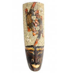 Maschera originale di salamandra africana. Decorazione del mondo a buon mercato.