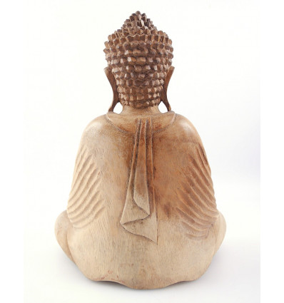 Statua di Buddha seduto in meditazione in legno artigianale.