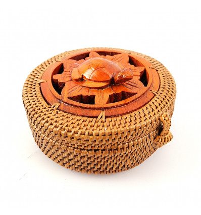 Small round tin hand crafted rattan wood turtle. gift turtle.